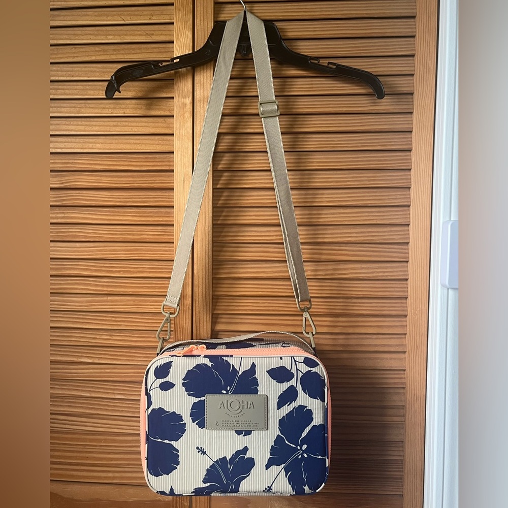 Aloha Collection Lunch Box - Picture 5 of 5